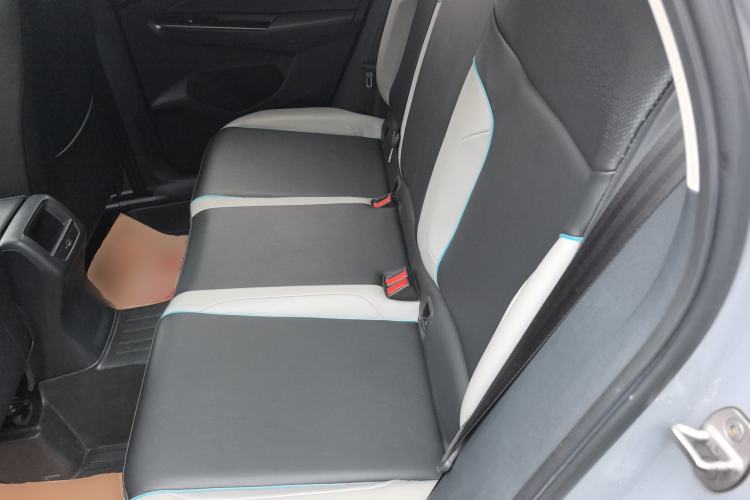 Used Jetta VS5 2022 280TSI Automatic High-Gloss Enjoyment Model Left Rear Seat