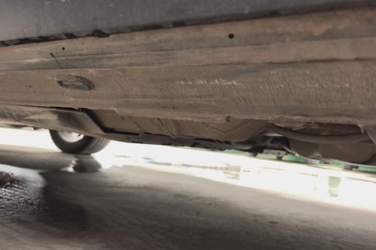 Used Jetta VS5 2022 280TSI Automatic High-Gloss Enjoyment Model Left Side Sill