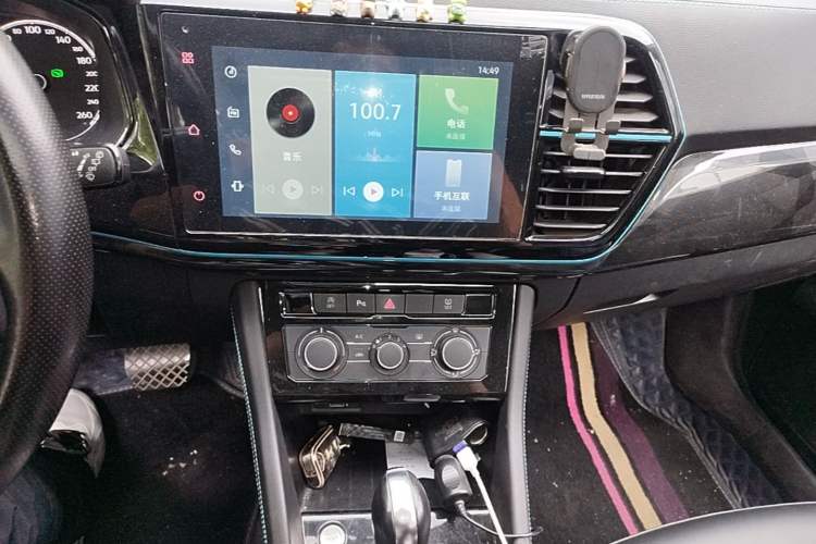 Used Jetta VS5 2022 280TSI Automatic High-Gloss Enjoyment Model Audio And AC Panel