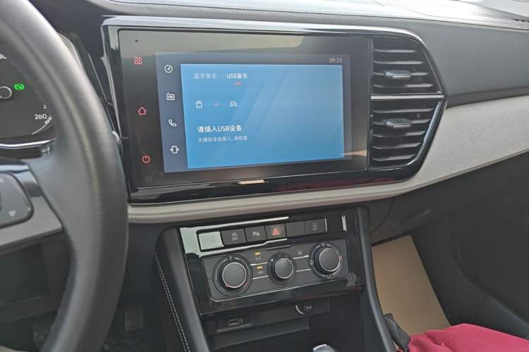 Used Jetta VS5 2022 280TSI Automatic Enjoyment Model Audio And AC Panel