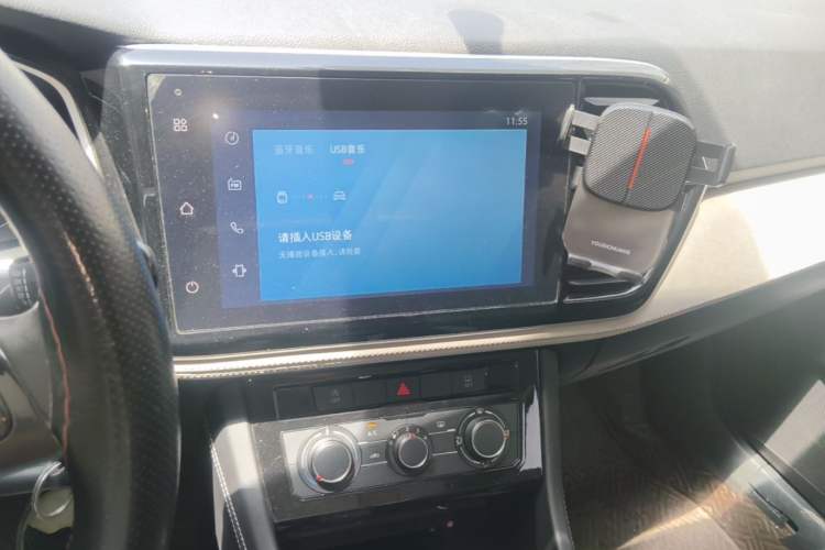 Used Jetta VS5 2022 280TSI Automatic Trend Edition Audio And AC Panel