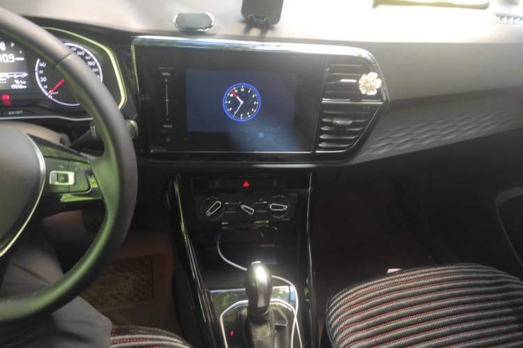 Used Jetta VS5 2022 280TSI Automatic Trendy Pro Version Audio And AC Panel