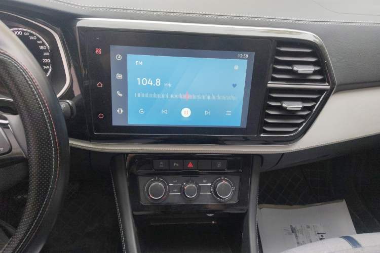 Used Jetta VS5 2022 280TSI Manual Advanced Pro Trim Audio And AC Panel