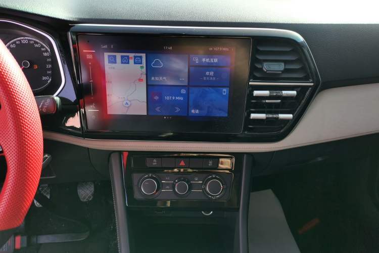 Used Jetta VS5 2022 280TSI Manual Advanced Trim Audio And AC Panel