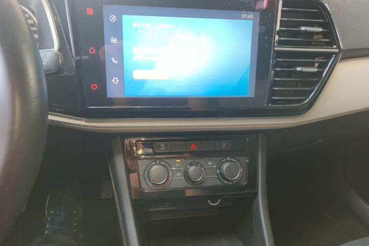 Used Jetta VS5 2022 280TSI Manual Advanced Trim Audio And AC Panel