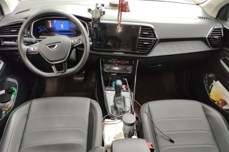 Used Jetta VS5 2022 280TSI Automatic Glory Pro Center Console