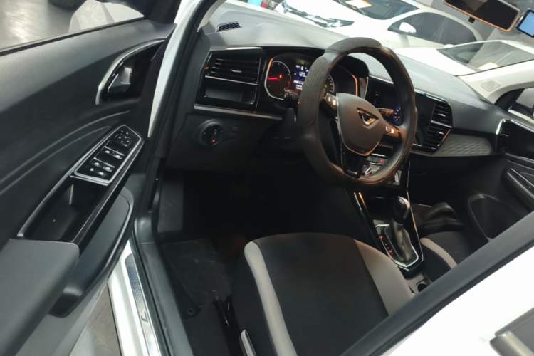 Used Jetta VS5 2022 280TSI Automatic Trendy Pro Version Driver Seat