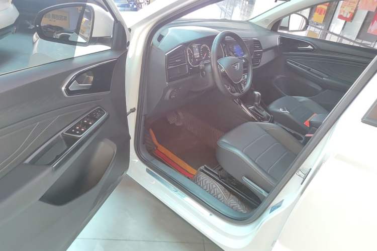 Used Jetta VS5 2022 280TSI Automatic Enjoyment Pro Trim Driver Seat
