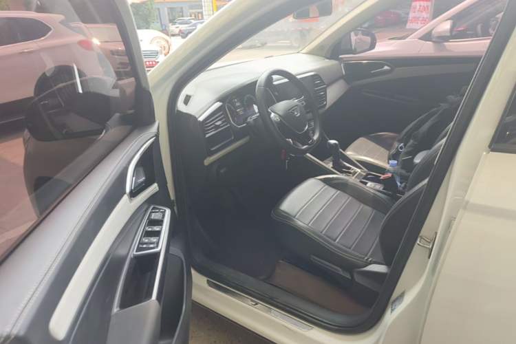 Used Jetta VS5 2022 280TSI Automatic Trend Edition Driver Seat