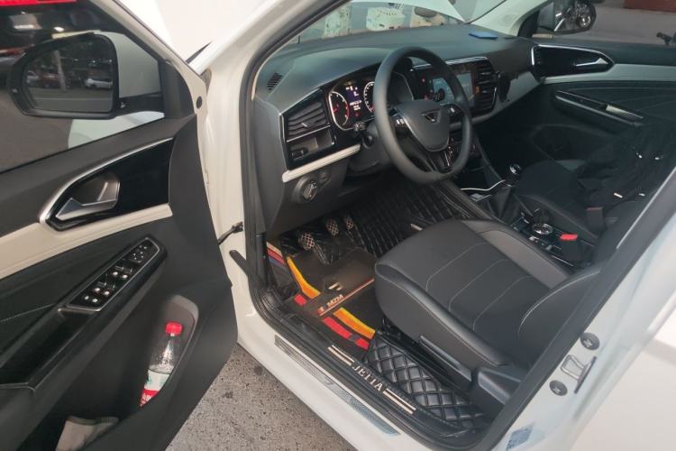 Used Jetta VS5 2022 280TSI Manual Enjoyment Version Driver Seat