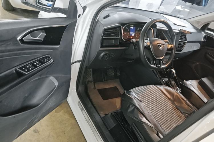 Used Jetta VS5 2022 280TSI Automatic Trendy Pro Version Driver Seat