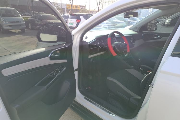 Used Jetta VS5 2022 280TSI Manual Advanced Trim Driver Seat
