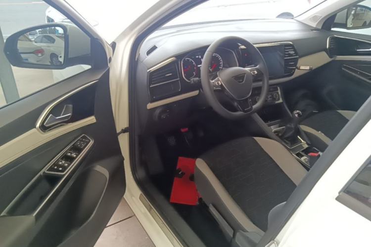 Used Jetta VS5 2022 280TSI Manual Advanced Trim Driver Seat