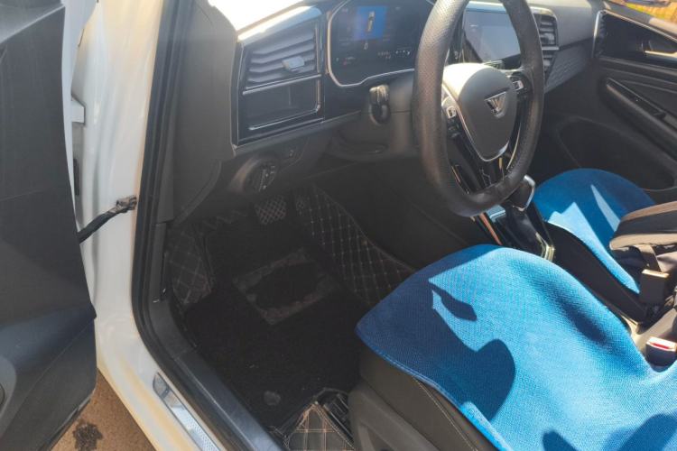 Used Jetta VS5 2022 280TSI Automatic Glory Pro Driver Seat