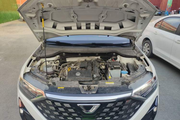 Used Jetta VS5 2022 280TSI Automatic Glory Edition Engine Bay