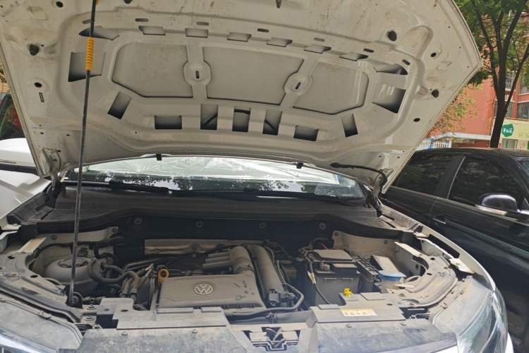 Used Jetta VS5 2022 280TSI Automatic Trendy Pro Version Engine Bay