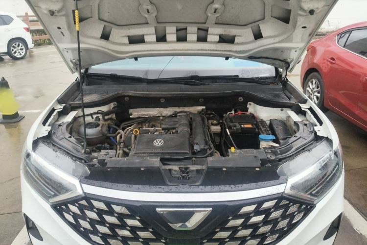 Used Jetta VS5 2022 280TSI Manual Advanced Pro Trim Engine Bay