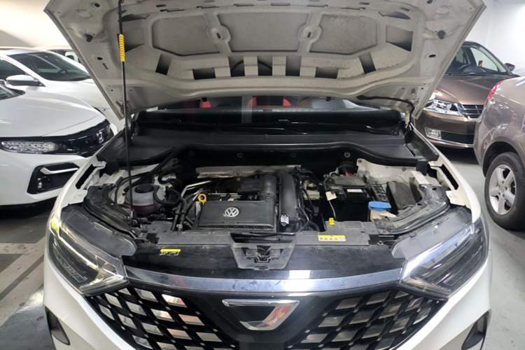 Used Jetta VS5 2022 280TSI Manual Advanced Pro Trim Engine Bay