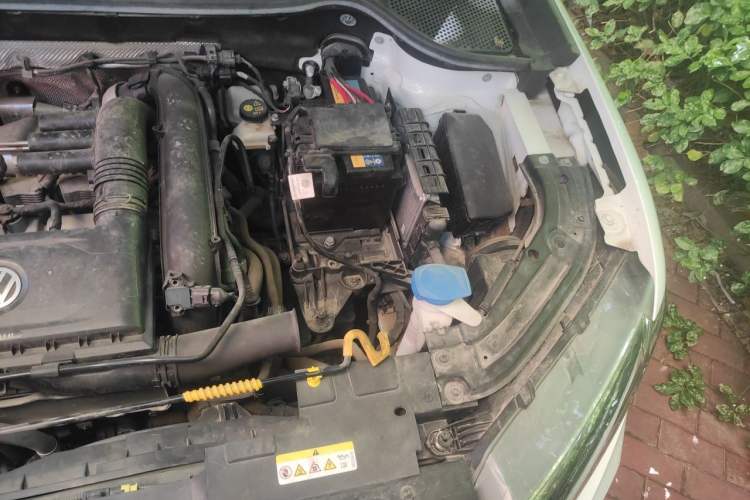 Used Jetta VS5 2022 280TSI Automatic Trendy Pro Version Engine Bay Left