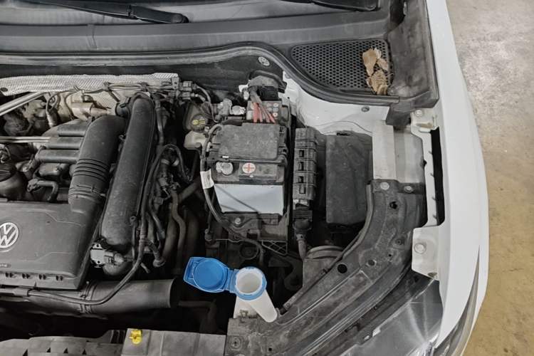 Used Jetta VS5 2022 280TSI Automatic Trendy Pro Version Engine Bay Left