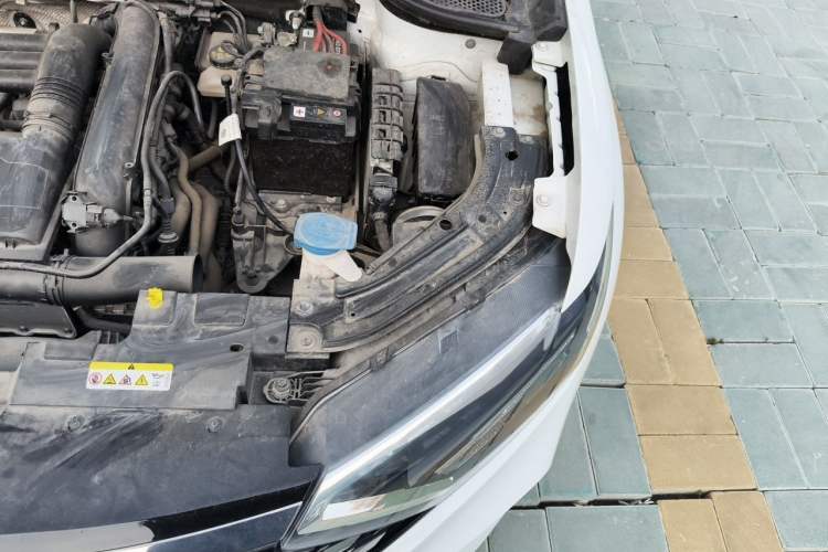 Used Jetta VS5 2022 280TSI Automatic Enjoyment Pro Trim Engine Bay Left