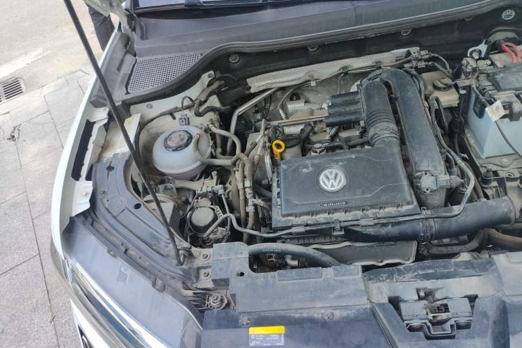 Used Jetta VS5 2022 280TSI Automatic Enjoyment Pro Trim Engine Bay Right