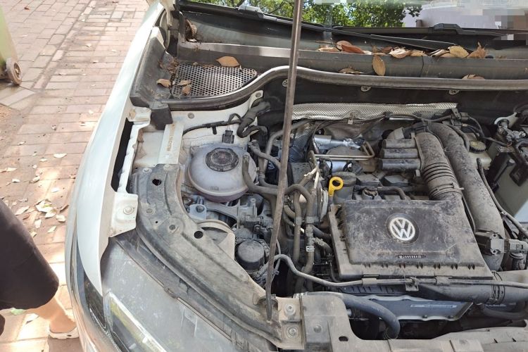 Used Jetta VS5 2022 280TSI Automatic Trendy Pro Version Engine Bay Right