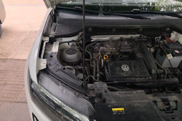 Used Jetta VS5 2022 280TSI Manual Advanced Trim Engine Bay Right