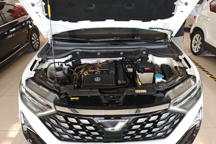 Used Jetta VS5 2022 280TSI Automatic Trend Edition Engine Bay