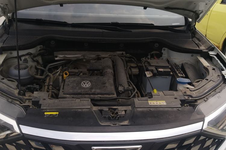 Used Jetta VS5 2022 280TSI Manual Advanced Pro Trim Engine Bay