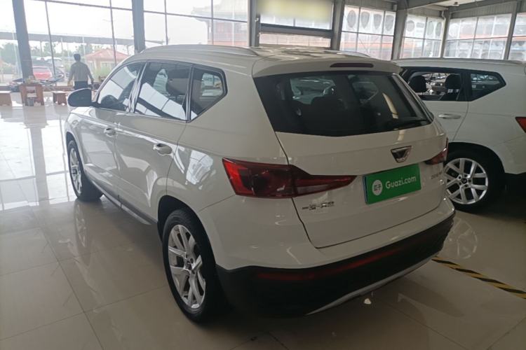Used Jetta VS5 2022 280TSI Automatic Trendy Pro Version Exterior 2
