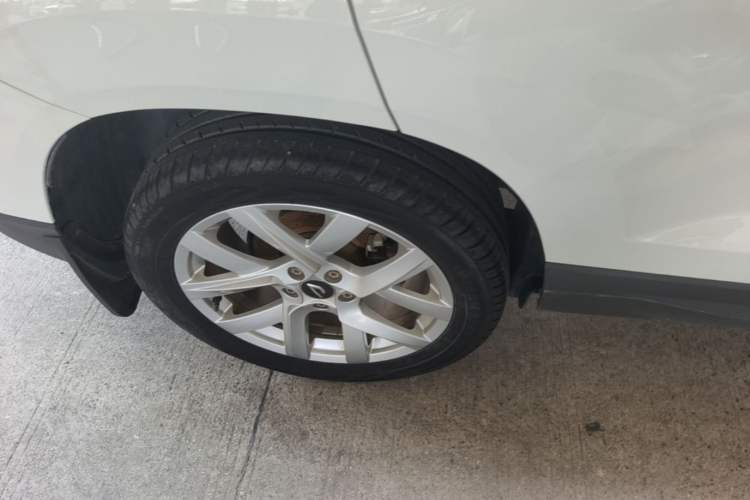 Used Jetta VS5 2022 280TSI Manual Advanced Trim Exterior 5