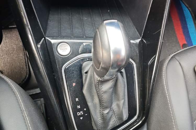 Used Jetta VS5 2022 280TSI Automatic Enjoyment Pro Trim Gear Lever