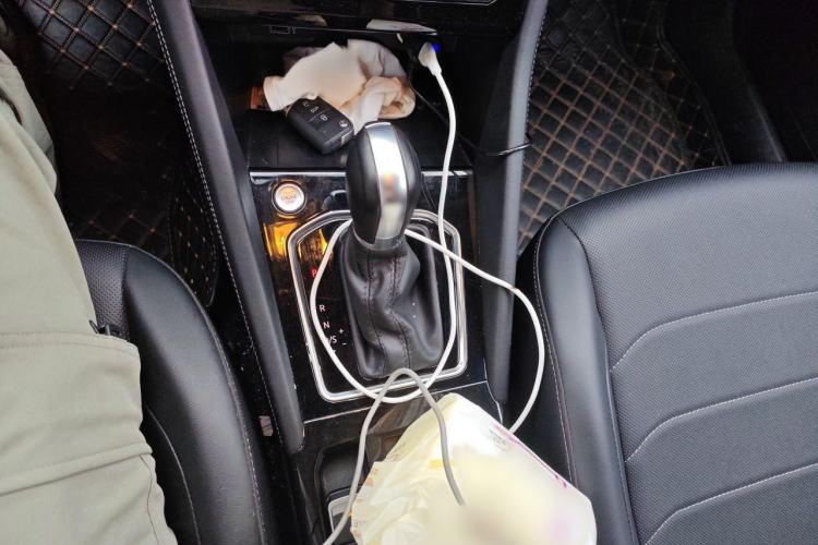 Used Jetta VS5 2022 280TSI Automatic Enjoyment Model Gear Lever