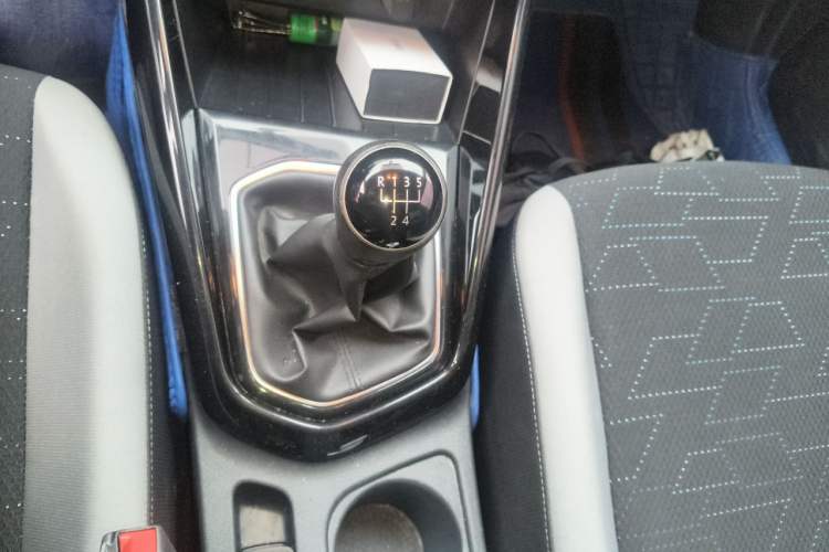Used Jetta VS5 2022 280TSI Manual Advanced Pro Trim Gear Lever