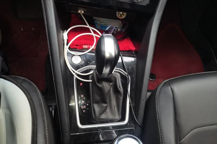 Used Jetta VS5 2022 280TSI Automatic Enjoyment Model Gear Lever