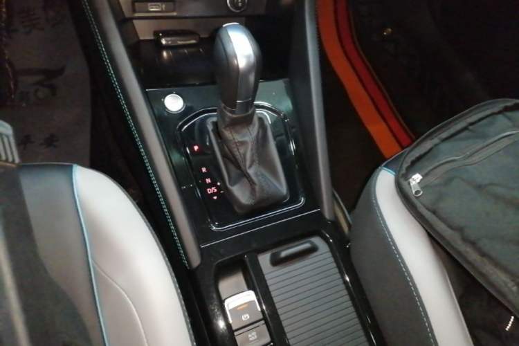 Used Jetta VS5 2022 280TSI Automatic High-Gloss Enjoyment Model Gear Lever