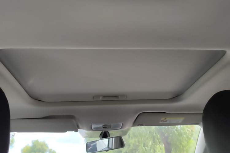 Used Jetta VS5 2022 280TSI Automatic Enjoyment Model Headliner