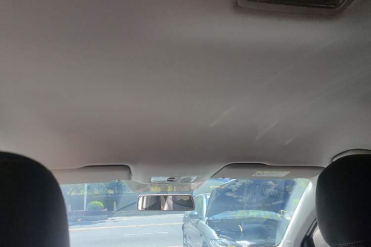 Used Jetta VS5 2022 280TSI Automatic Trendy Pro Version Headliner
