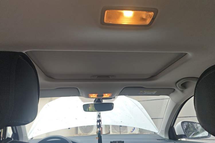 Used Jetta VS5 2022 280TSI Automatic Glory Edition Headliner