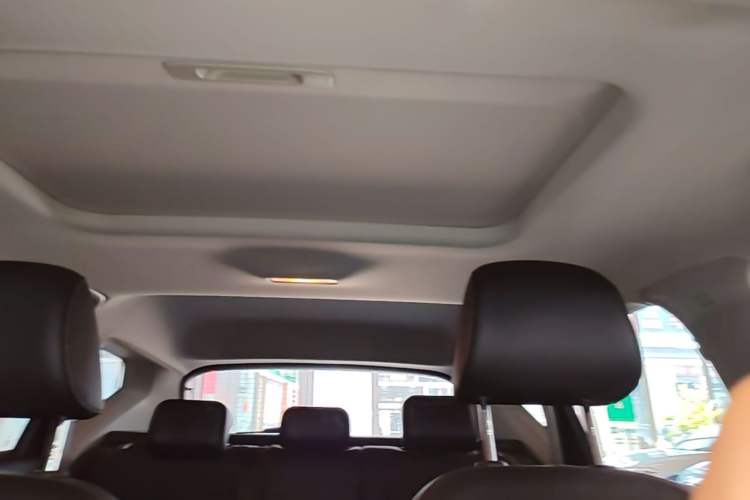 Used Jetta VS5 2022 280TSI Automatic Glory Edition Headliner