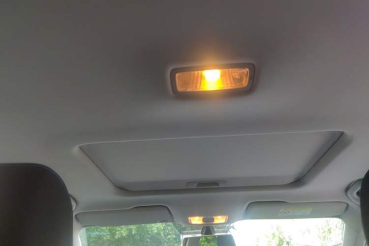 Used Jetta VS5 2022 280TSI Automatic High-Gloss Enjoyment Model Headliner