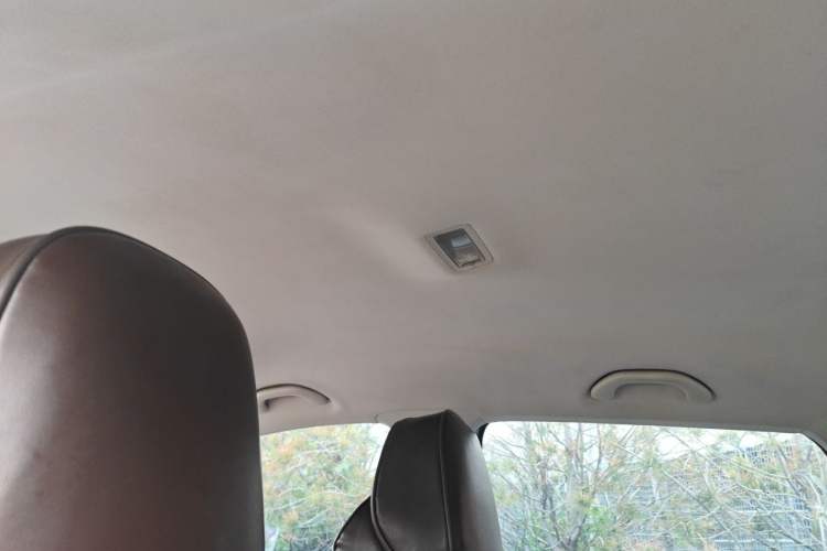Used Jetta VS5 2022 280TSI Automatic Trendy Pro Version Headliner