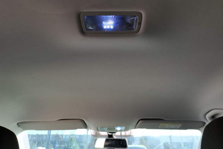 Used Jetta VS5 2022 280TSI Manual Advanced Trim Headliner