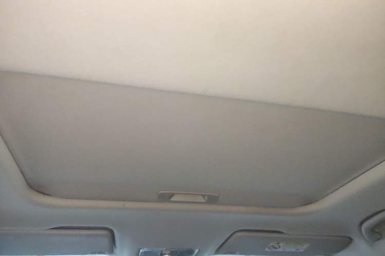 Used Jetta VS5 2022 280TSI Automatic Glory Pro Headliner