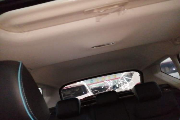 Used Jetta VS5 2022 280TSI Automatic High-Gloss Enjoyment Model Headliner