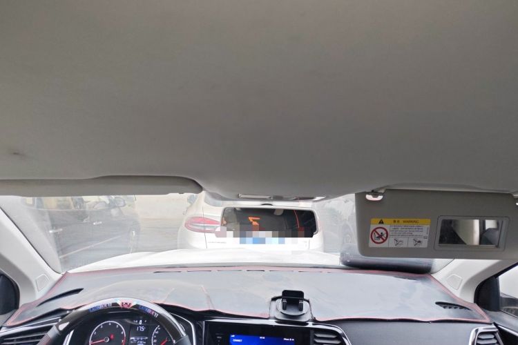 Used Jetta VS5 2022 280TSI Automatic Trendy Pro Version Headliner