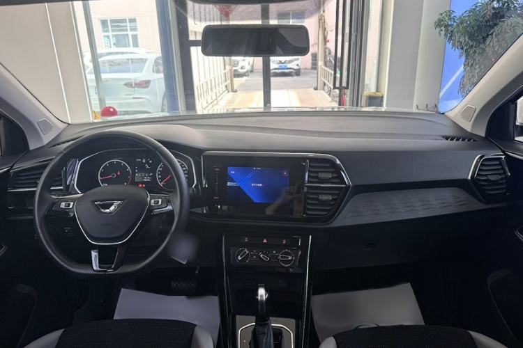 Used Jetta VS5 2022 280TSI Automatic Trendy Pro Version Interior 1