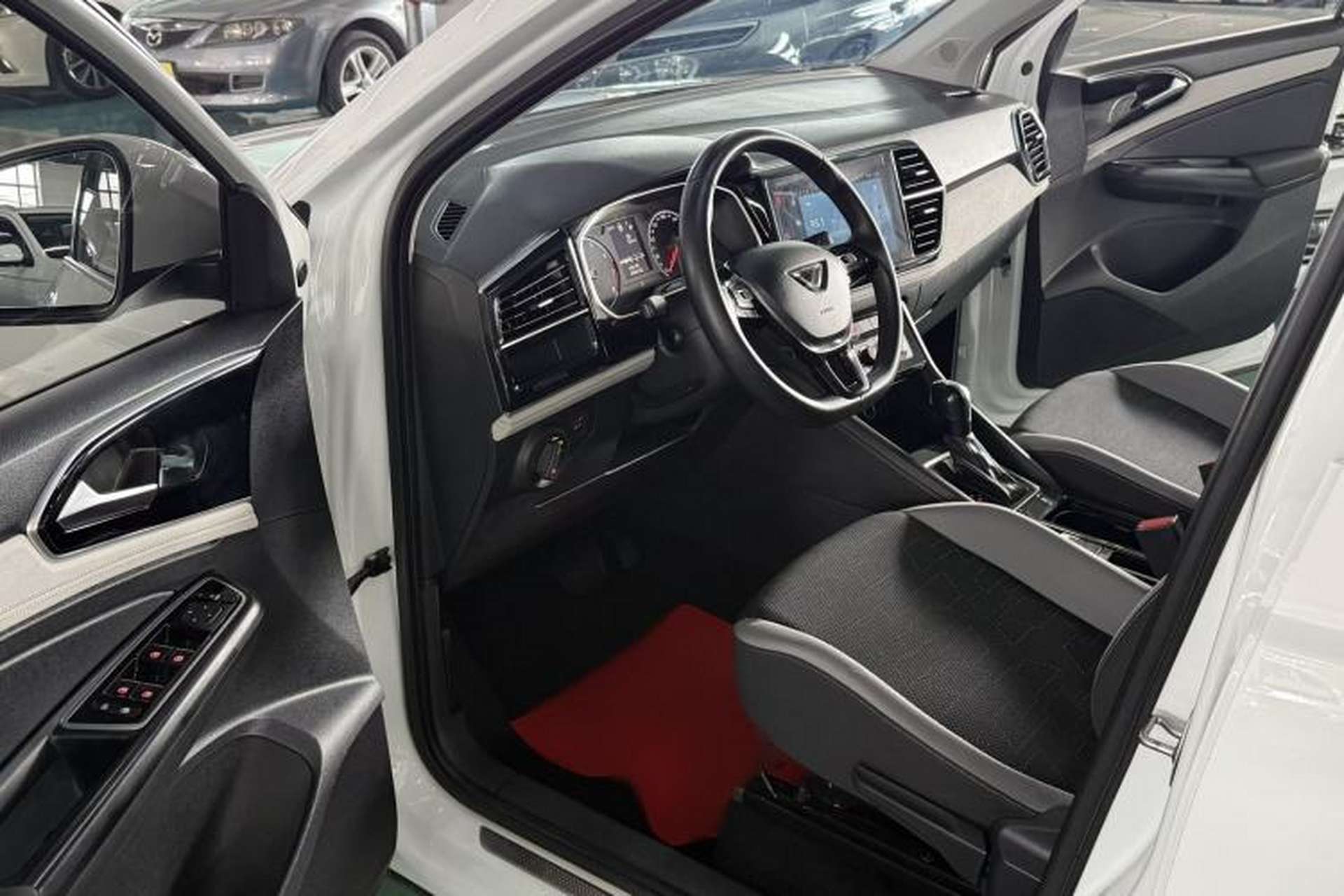 Used Jetta VS5 2022 280TSI Automatic Trend Edition Interior 2