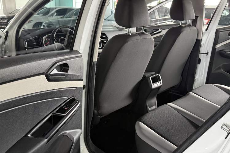 Used Jetta VS5 2022 280TSI Automatic Trend Edition Interior 3